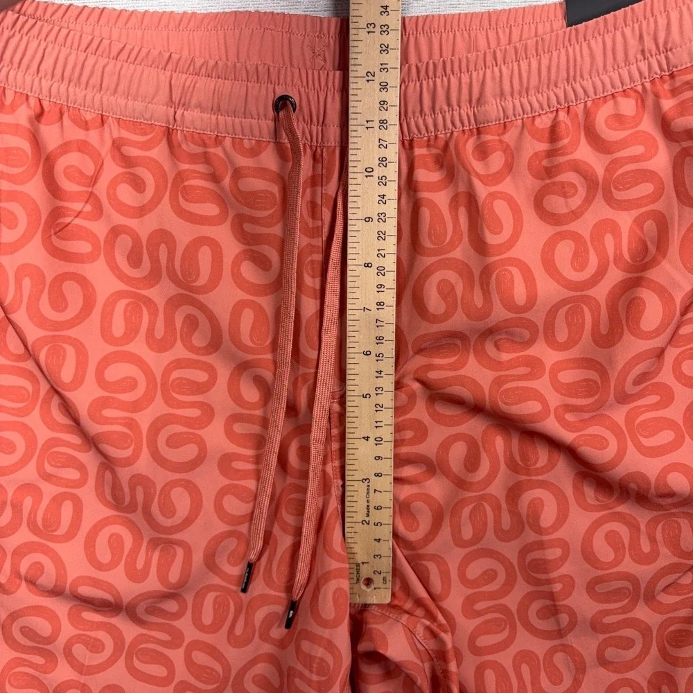 Quicksilver Swim Trunks Mens Size L Red Lined Polyester Stretch Drawstring NEW